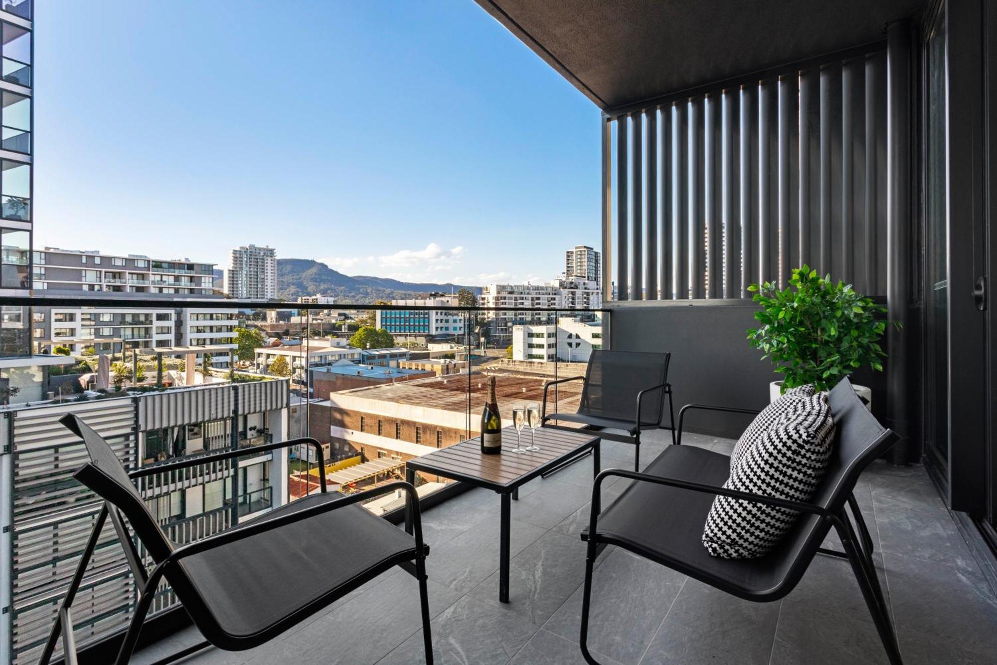 Kula Wollongong Apartment ภายนอก รูปภาพ